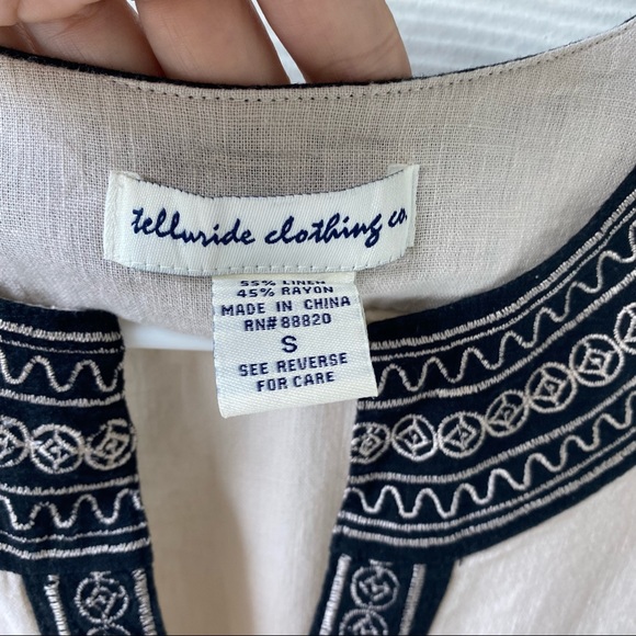 TELLURIDE CLOTHING CO. Embroidered Split Neck Sleeveless Linen Top - Picture 3 of 9